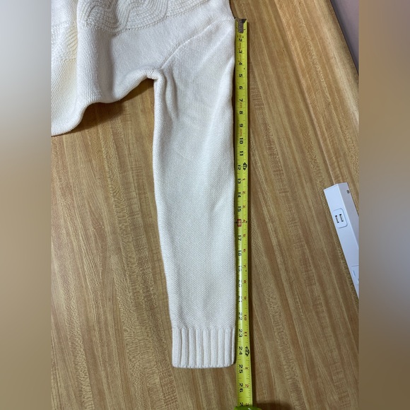 J. Crew Cotton blend Ivory crew neck Cable knit pullover sweater women’s size L - Picture 12 of 15